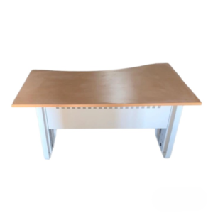 bureau mdf ( longueur160cm largeur 100cm epaisseur 2,5cm )