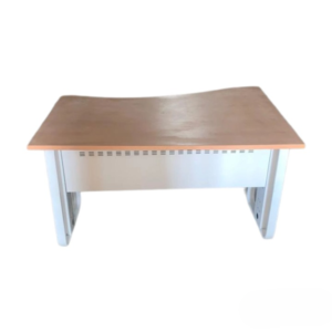 bureau mdf ( longueur160cm largeur 80cm epaisseur 2,5cm )
