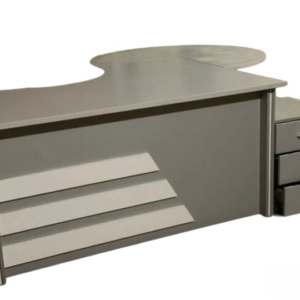 bureau moderne avec une forme ergonomique